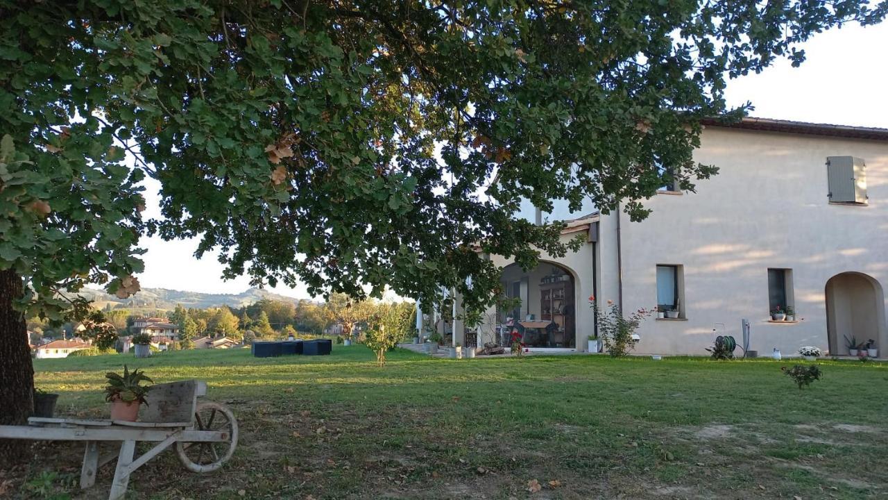 Beb Montefratta Bed & Breakfast Fratta Terme Luaran gambar