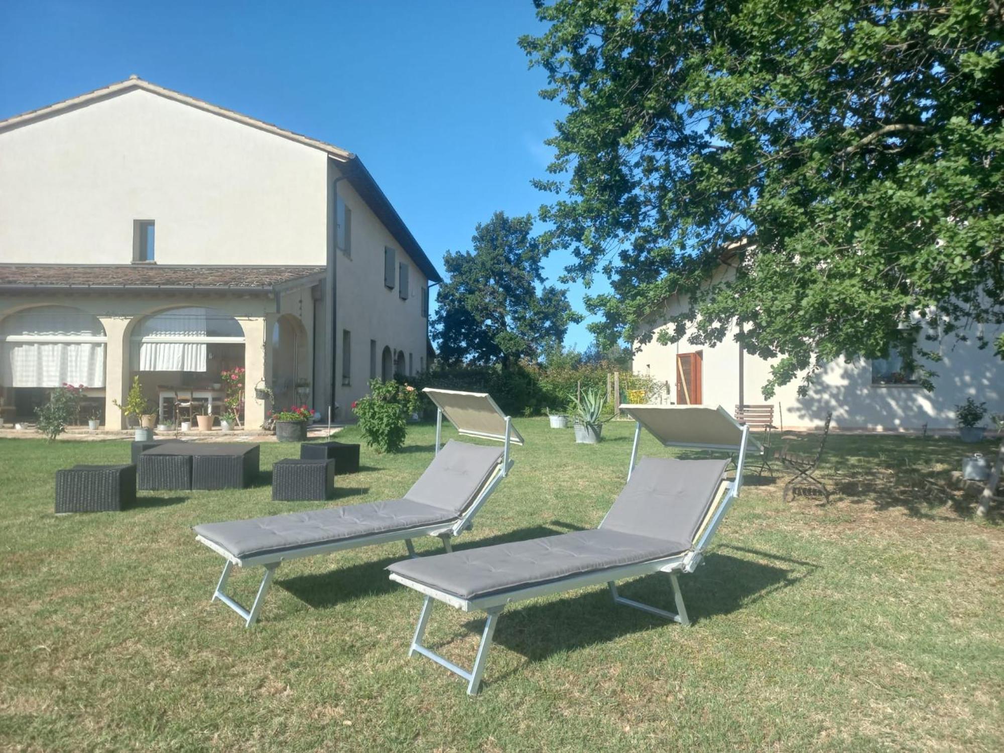Beb Montefratta Bed & Breakfast Fratta Terme Luaran gambar